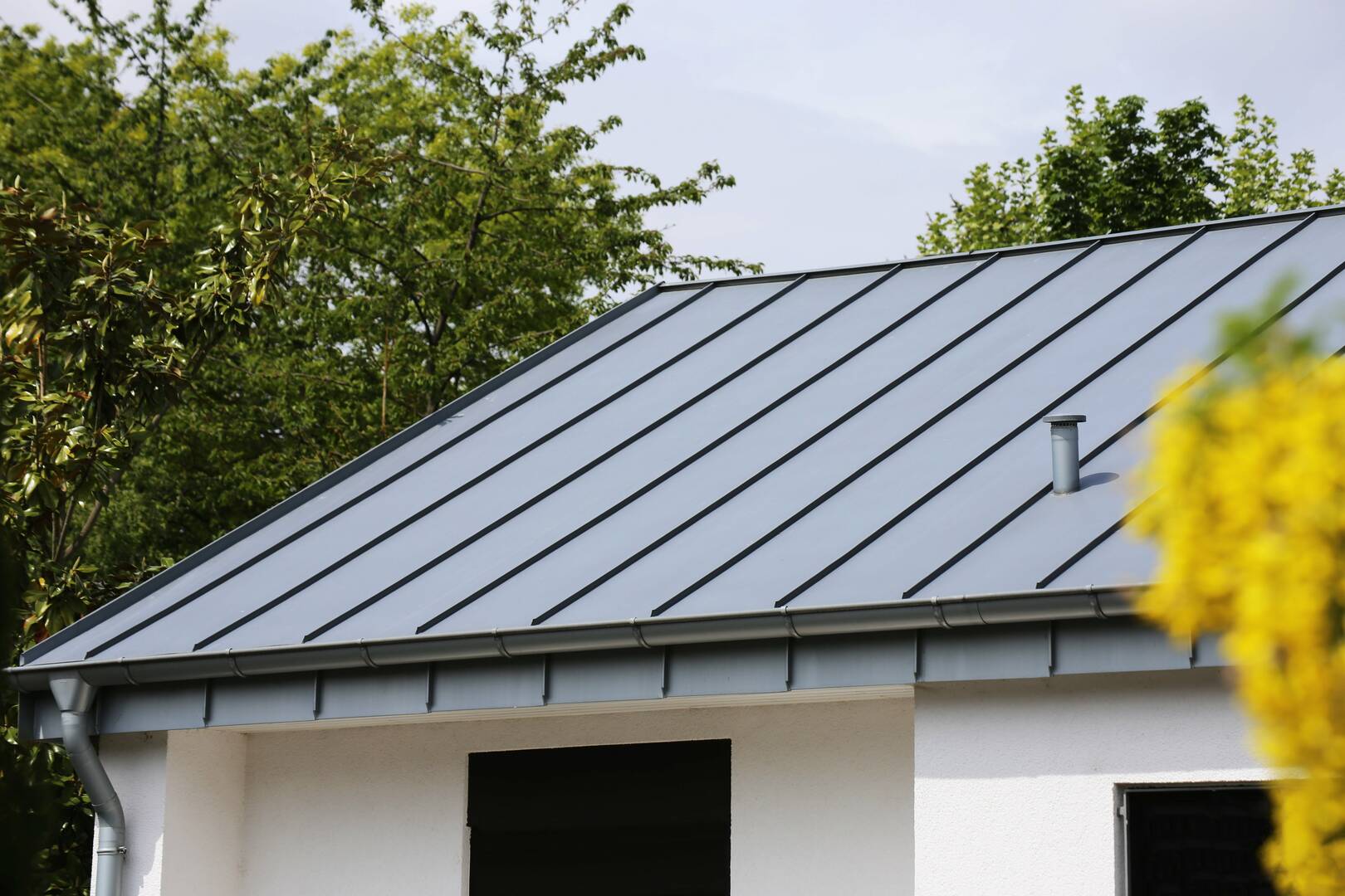 AAA Roofing